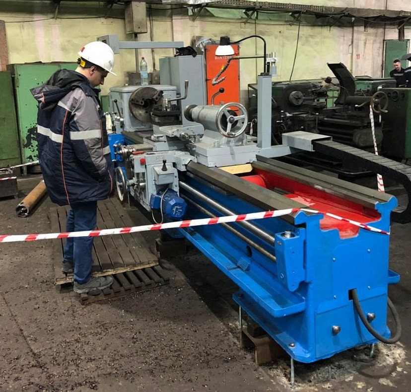 На заводе под Саратовом токаря убило отлетевшей деталью