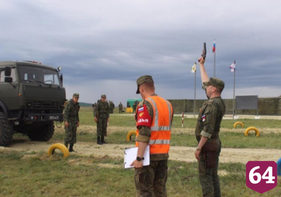 Под Саратовом военные состязались в мастерстве маскировки