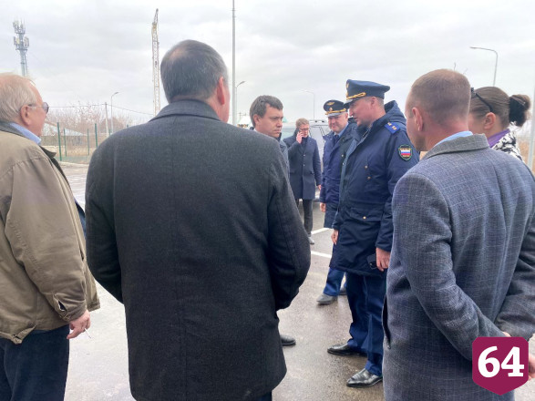 В доме для саратовских медиков подрядчик устраняет недоработки 
