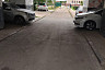Автохамы оккупировали арку жилого дома