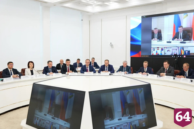 Губернатор потребовал ежедневных отчетов по запуску отопления