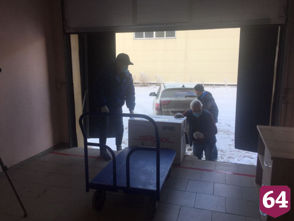 В Саратов доставили вакцину от коронавируса 