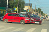 ДТП с красными иномарками в центре Саратова спровоцировало пробку