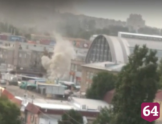 Рядом с Сенным рынком горел ларек с шаурмой