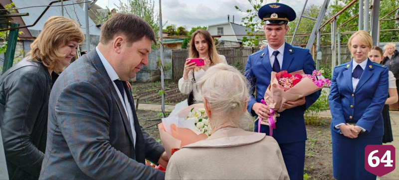 В Саратове 100-летие отметила медсестра Великой Отечественной 