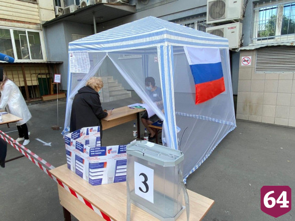 Жители улицы Московской смогли проголосовать по поправкам во дворе дома