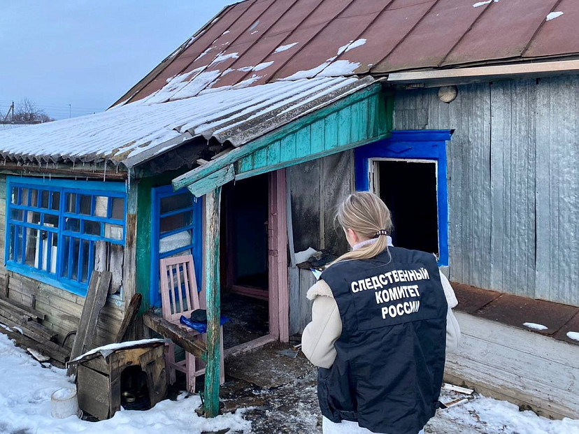 Под Саратовом мужчина погиб на пожаре из-за сигареты