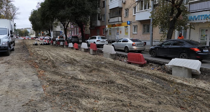 Саратовские чиновники будут добираться на работу общественным транспортом 
