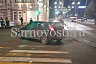 Водитель иномарки сбил пешеходов возле Театральной площади