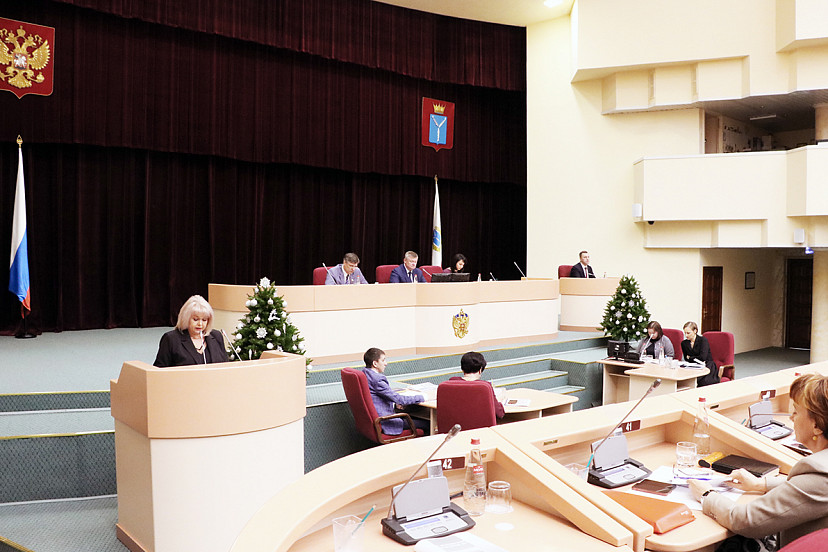 В Саратовской области снизили дефицит бюджета 