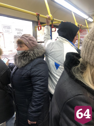 В Саратове молодежь попросили не тащить заразу в дома к старикам