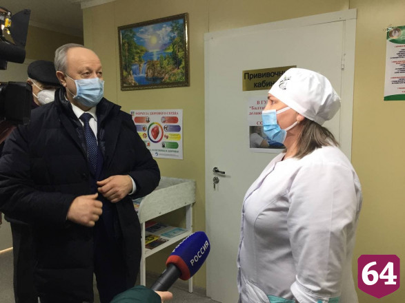 В новом ФАПе под Саратовом открыли пункт вакцинации против COVID-19