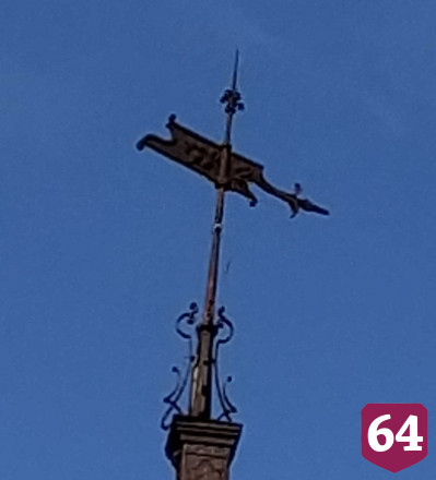 В центре Саратова со старинного особняка исчез флюгер