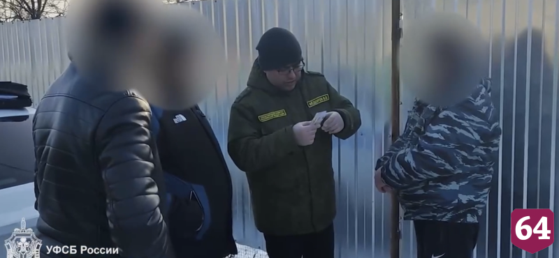 Саратовский полицейский отделался условным сроком за мошенничество