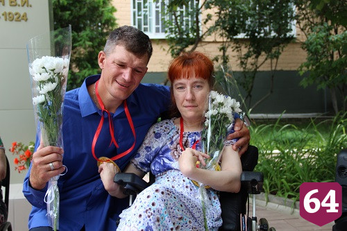 В День семьи в Энгельсском доме-интернате чествовали супружеские пары