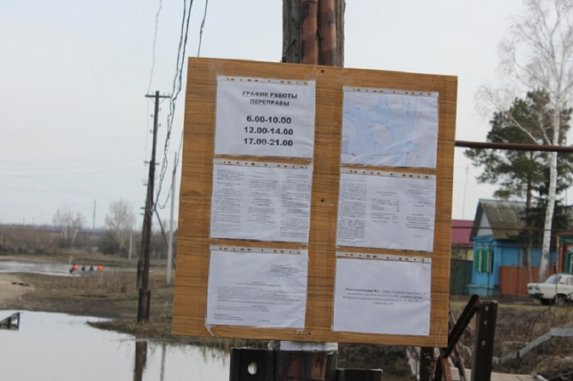 В Саратовской области затопленными остаются 2 дороги 