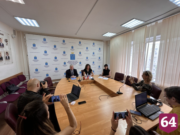 В инфекционной больнице Саратова от коронавируса лечат 5 детей 