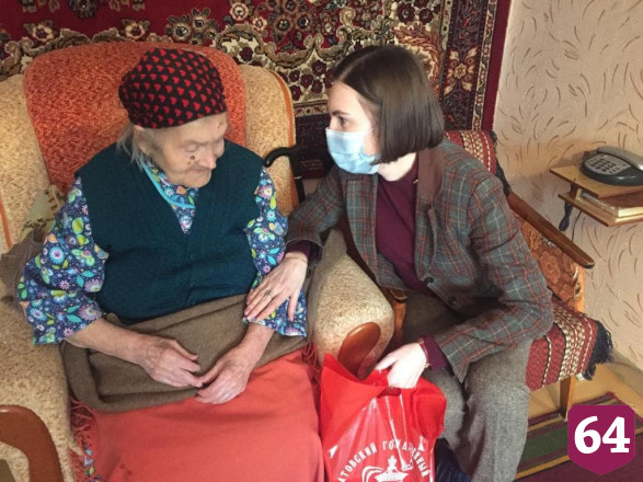 Поздравление коллег с 8 Марта растрогало 102-летнего медика