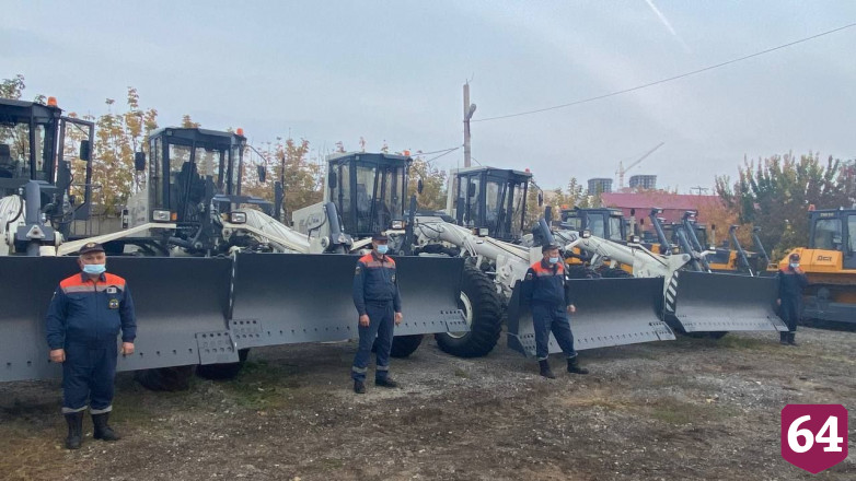 В Саратове проверили готовность дорожной техники к зиме