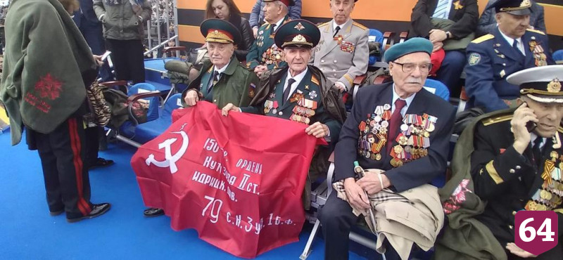 В параде Победы на Красной площади участвовал саратовский ветеран