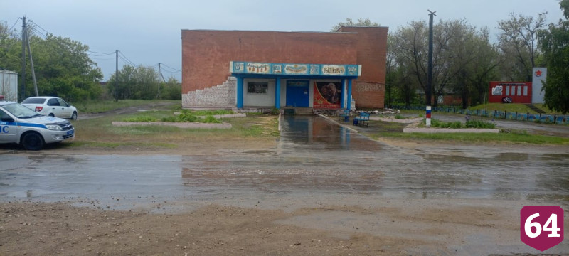 Под Саратовом рейсовый микроавтобус сбил мужчину