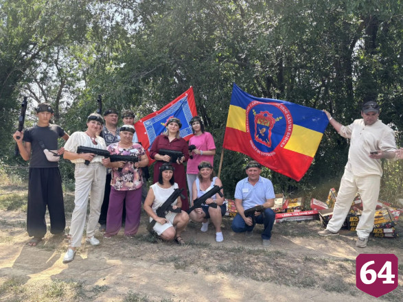 Саратовским семьям жара в 41 градус не помешала сыграть в лазертаг