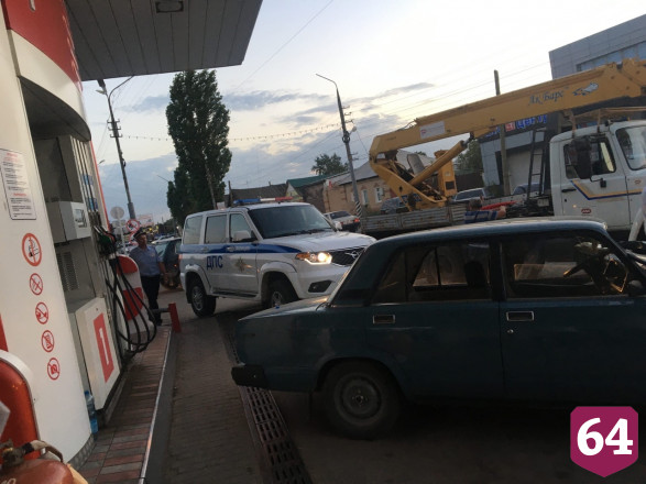 Водитель «Лады» устроил ДТП на автозаправке