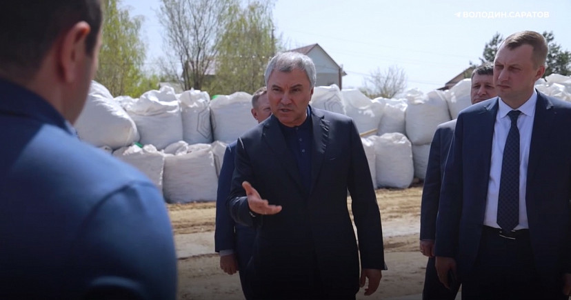 Володин посоветовал саратовским подрядчикам не думать о Мальдивах