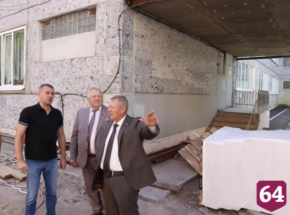 Школа Саратова после возведения пристройки перейдет на односменное обучение
