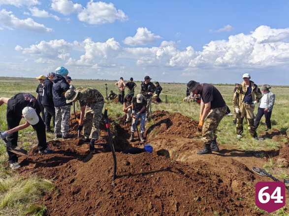 Саратовские поисковики подняли останки 22 защитников Сталинграда