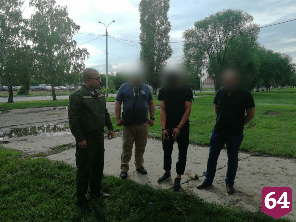 Саратовец насмерть забил незнакомца бутылкой на улице
