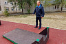 В саратовском поселке построили спортплощадку с окопом