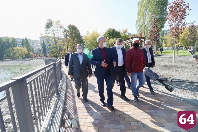 Володин отправил главу Саратова укладывать асфальт 