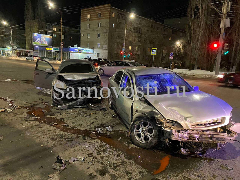 В Саратове попала в ДТП беременная женщина с 5 детьми