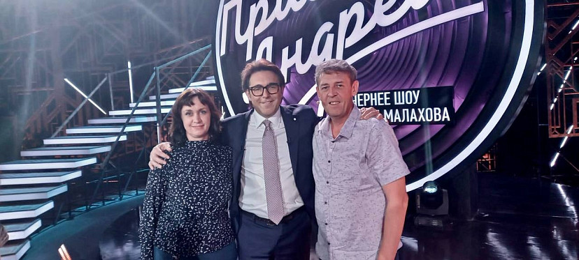 Саратовский исполнитель блеснул песней в шоу Андрея Малахова