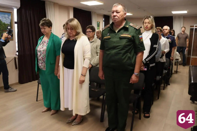 Семьям передали награды погибших в спецоперации саратовцев 