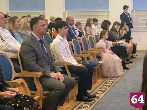 Победители конкурса «Новые имена губернии» получили 296 тысяч рублей