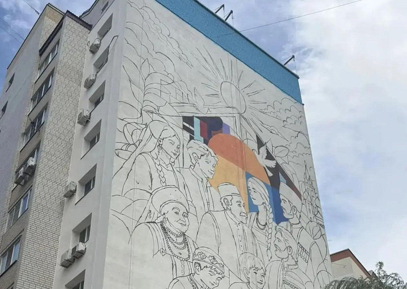 В Энгельсе начали создавать мурал «Лица одной страны»