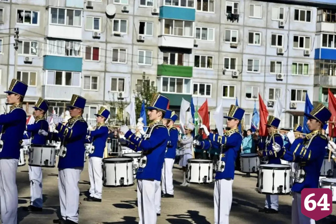 В Губернаторском колледже 320 студентов приняли кадетскую клятву