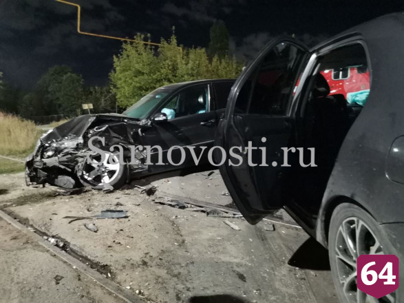 В ночном ДТП на 9-й Дачной разбились две девушки