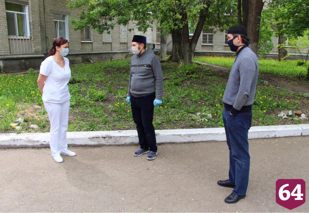 Мусульмане доставили продукты работающим в «красной зоне» врачам