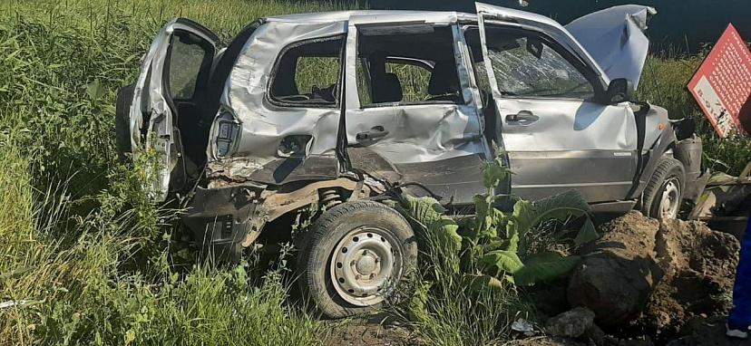 Под Саратовом в аварии с КамАЗом травмировалась 8-летняя девочка