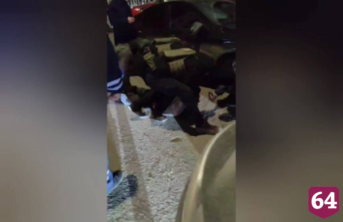 В центре Саратова агрессивный водитель «Мустанга» напал на полицейского