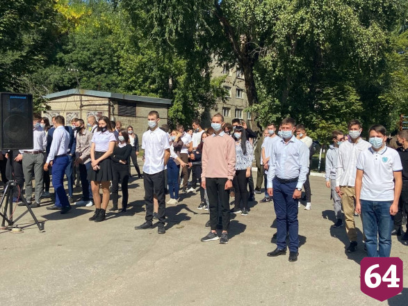 Будущие сантехники рассказали губернатору о тонкостях профессии 