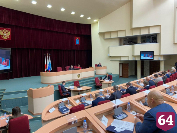 Глава Саратова назвал хламом автопарк мэрии 