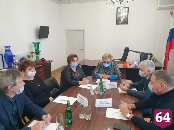 На пост главы Базарно-Карабулакского района претендуют 2 кандидата 