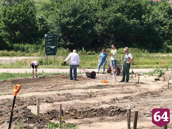 На президентский грант Лох обретет парк перед старинным храмом
