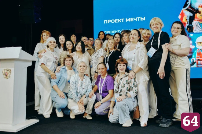 Активистки женсоветов саратовских войсковых частей участвуют в программе «Женщина-лидер»