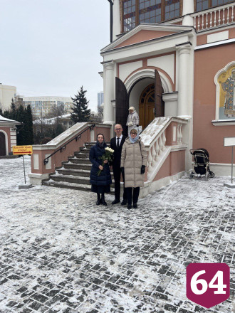 Саратовские святители упокоены в кафедральном соборе