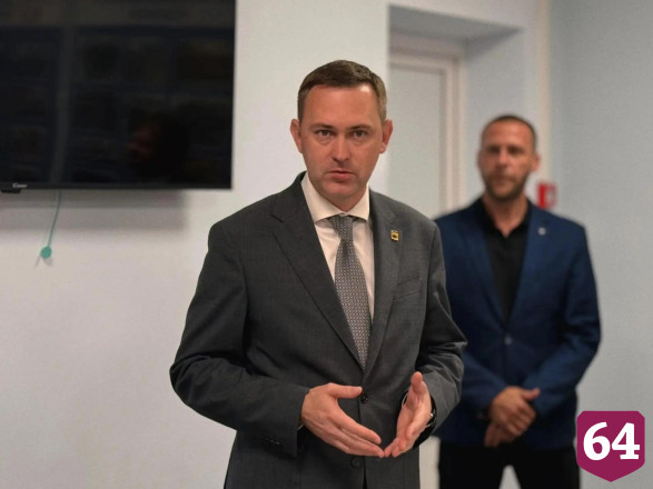 Максим Леонов поддержал юных футболистов перед суперфиналом